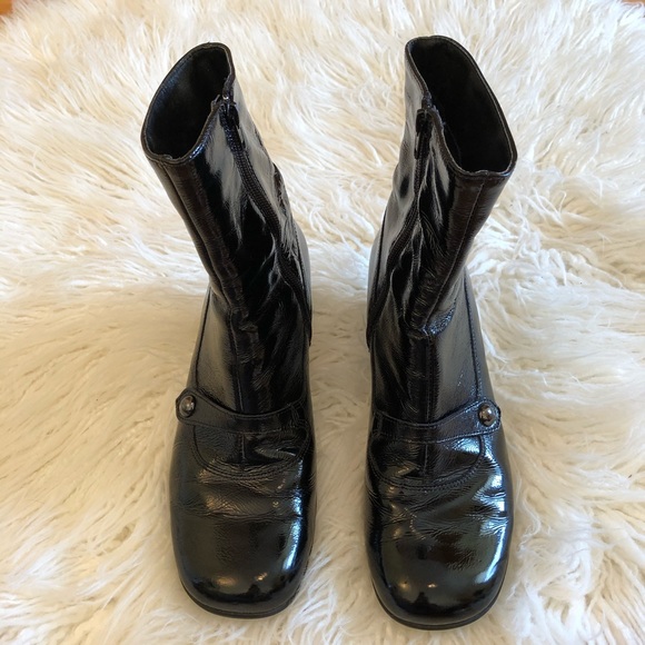 La Canadienne Black Shiny Crackled Calf Boot - Picture 5 of 11
